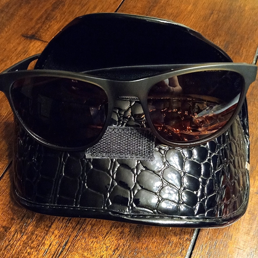 Oversized Faux Leather Crocodile Velcro Protective Sunglasses Case (Case Only)